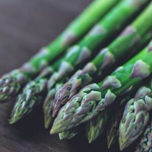 Grüner Spargel Backlim Schwer