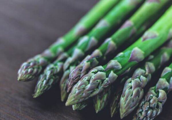 Grüner Spargel Backlim Schwer
